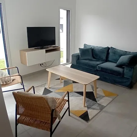 La Broceliande 4 Bedroom House Holiday home Ploermel